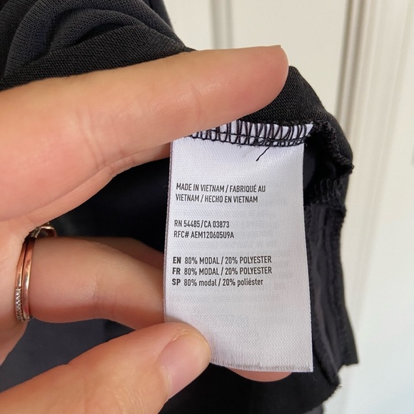 EUC | American Eagle women’s soft & sexy sueded‎ high neck tank top — XS - Picture 4 of 6